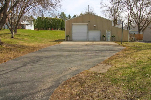 detached garage with fence