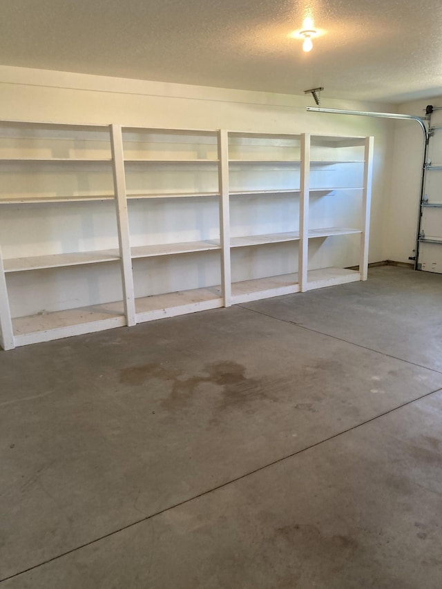 209 Plum Run, Le Sueur, MN 56058 - view of garage