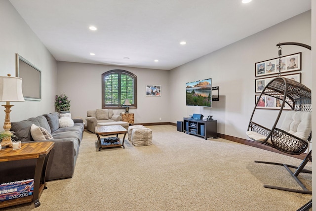 614 Hidden Creek Trl, Mendota Heights, MN 55118 - living area featuring carpet floors, baseboards, and recessed lighting