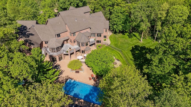 614 Hidden Creek Trl, Mendota Heights, MN 55118 - view of subject property featuring a pool area