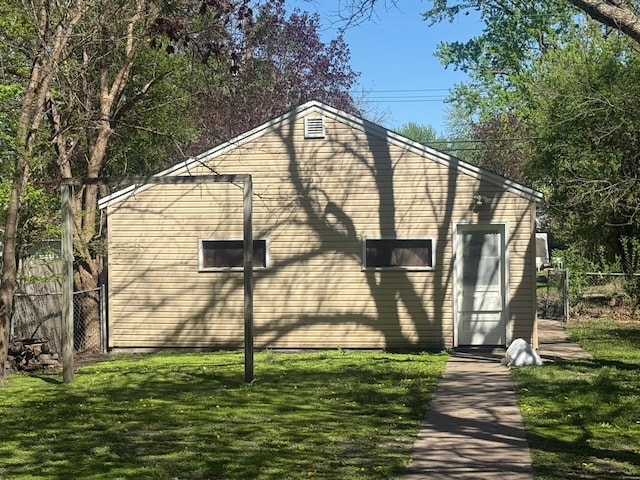 view of home's exterior