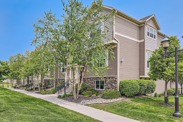 8973 Village Loop, Chanhassen, MN 55317 - photo 4