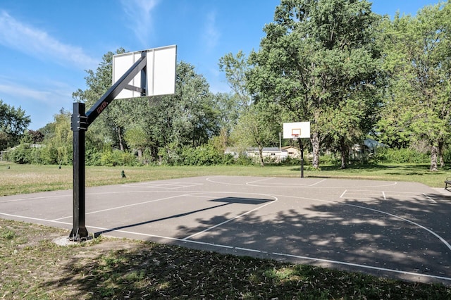 5840 Nevada Ave N, Crystal, MN 55428 - view of sport court featuring community basketball court and a lawn