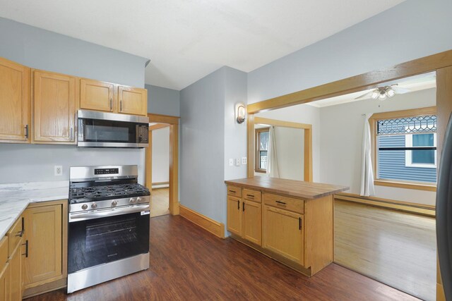 915 Russell Ave N, Minneapolis, MN 55411 - photo 10