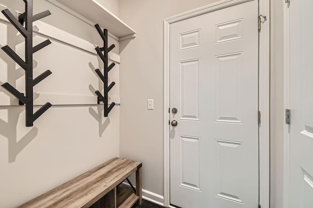 mudroom featuring baseboards