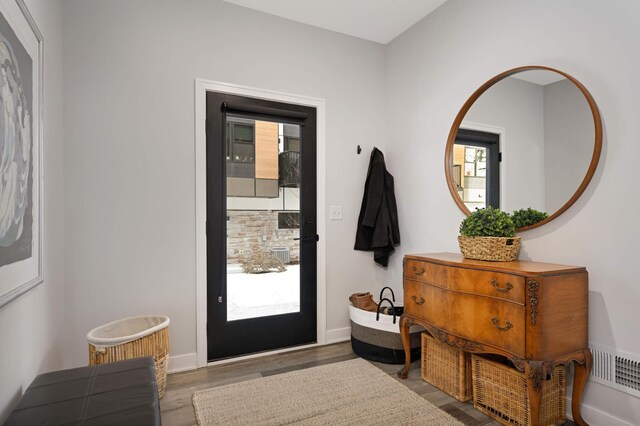 6369 16th Ave S, Richfield, MN 55423 - entryway featuring wood finished floors and baseboards