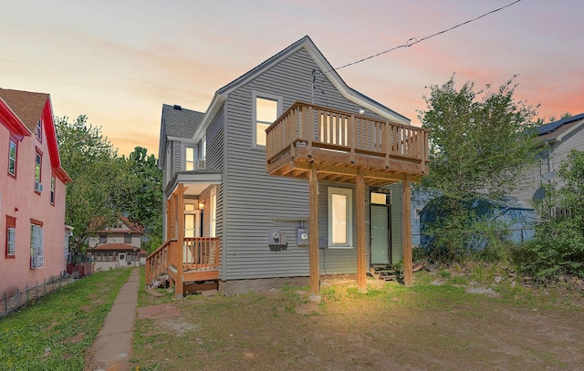936 Westminster St, Saint Paul, MN 55130 - back of house at dusk featuring fence
