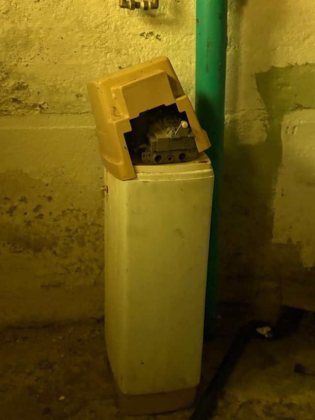 view of utility room