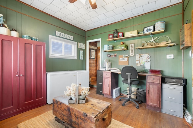 12 Oak Ave SE, Racine, MN 55967 - home office featuring ceiling fan and light wood-type flooring