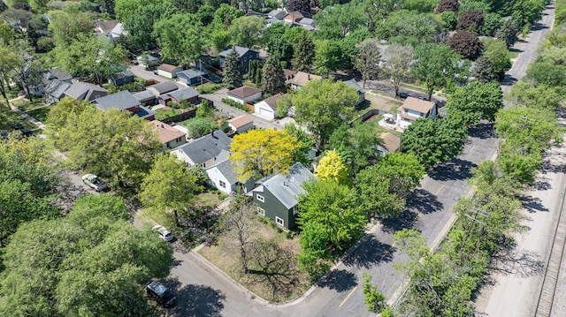 613 Cromwell Ave, Saint Paul, MN 55104 - aerial overview of property's location featuring nearby suburban area