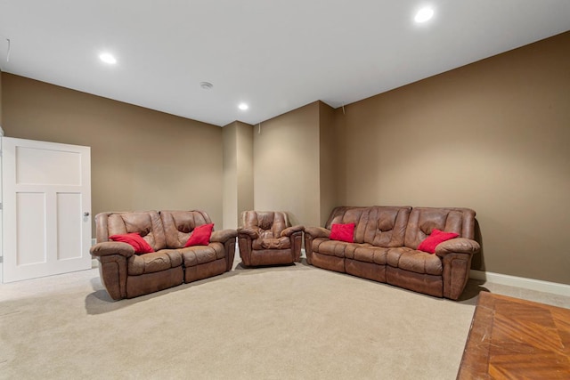 6570 Chester Ave, Webster Twp, MN 55057 - carpeted living area featuring recessed lighting and baseboards