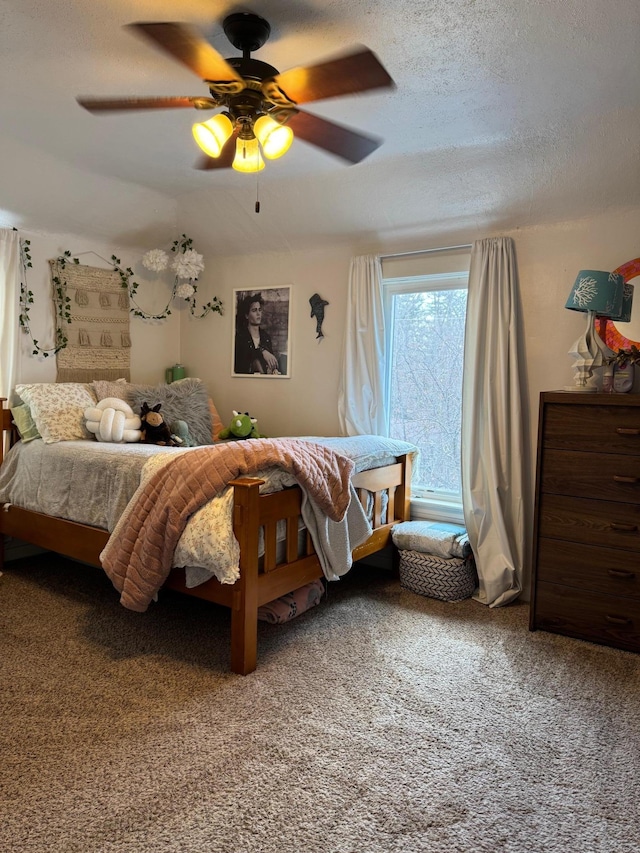 601 Maplewood Dr SE, Pelican Rapids, MN 56572 - carpeted bedroom featuring a ceiling fan