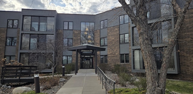 view of building exterior