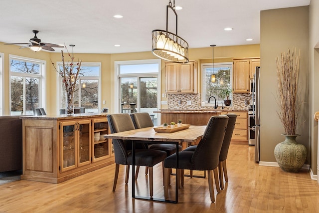 5320 132nd St W, Apple Valley, MN 55124 - dining area with ceiling fan, light wood-type flooring, and recessed lighting