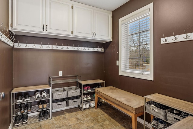 5320 132nd St W, Apple Valley, MN 55124 - view of mudroom
