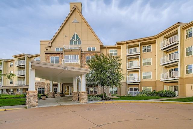 5650 Boone Ave N Unit 315, New Hope, MN 55428 - view of apartment building / complex