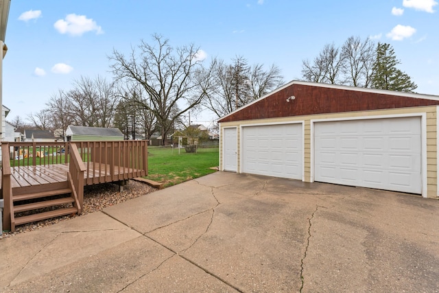 view of detached garage