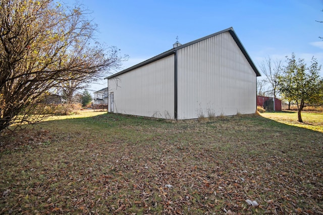 13150 345th Ave, Waseca, MN 56093 - view of pole building featuring a lawn
