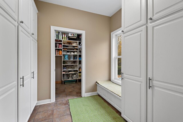 2012 Pine Ridge Dr W, Saint Paul, MN 55118 - mudroom featuring baseboards