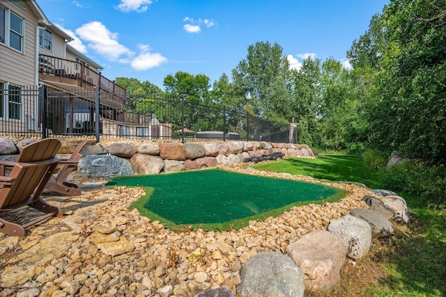 2012 Pine Ridge Dr W, Saint Paul, MN 55118 - view of yard featuring fence