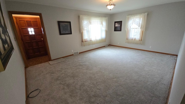1509 2nd Ave SW, Austin, MN 55912 - carpeted foyer entrance with baseboards