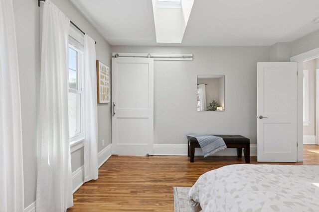 1744 Jefferson Ave, Saint Paul, MN 55105 - bedroom with light wood-style flooring and baseboards