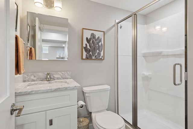 1744 Jefferson Ave, Saint Paul, MN 55105 - full bathroom featuring toilet, vanity, and a shower stall