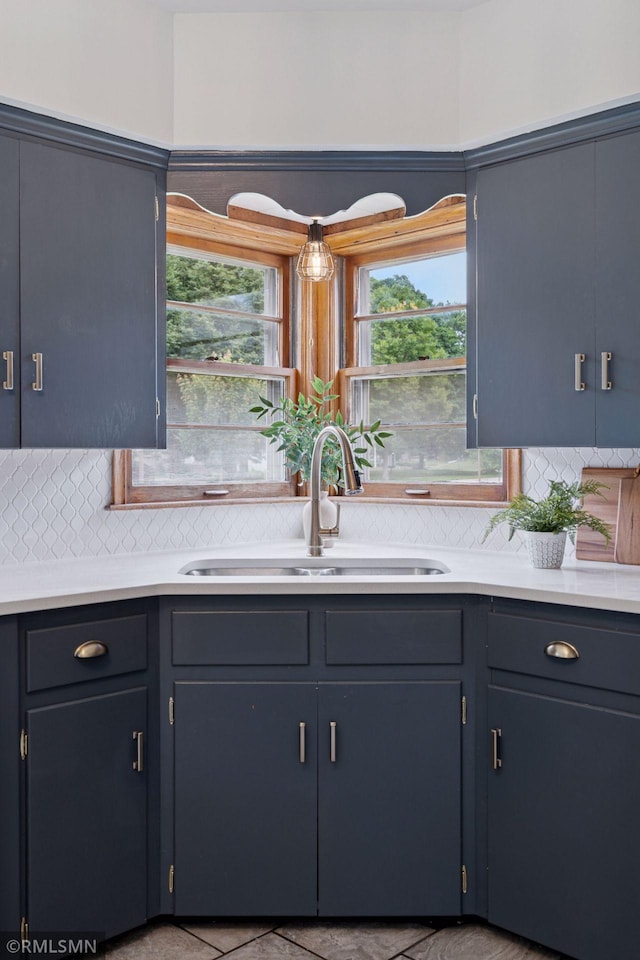 674 Wheelock Pkwy W, Saint Paul, MN 55117 - kitchen featuring tasteful backsplash and light countertops