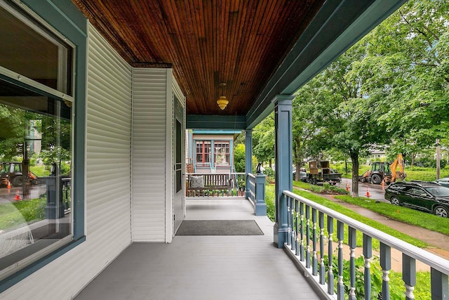 3622 Pleasant Ave, Minneapolis, MN 55409 - view of porch