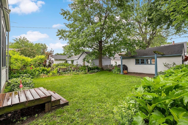 3622 Pleasant Ave, Minneapolis, MN 55409 - view of green lawn