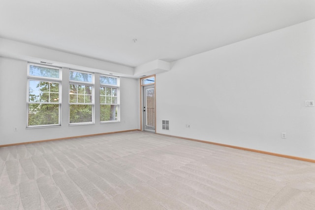7100 Metro Blvd Unit 116, Edina, MN 55439 - unfurnished room featuring light carpet and baseboards