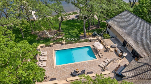 12535 Beach Cir, Eden Prairie, MN 55344 - community pool featuring fence and a patio