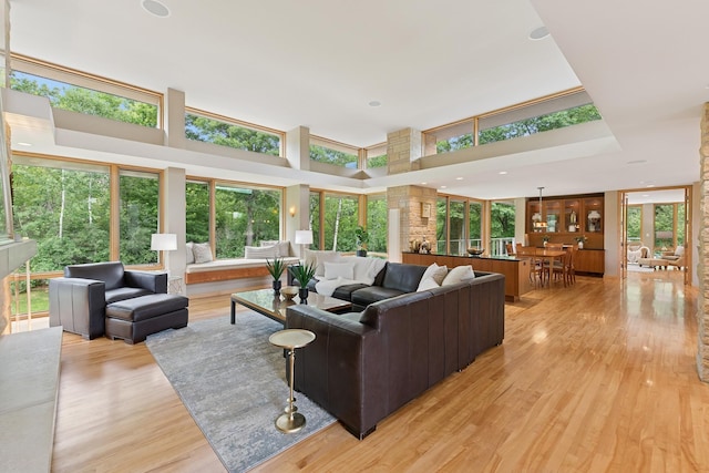 685 Hidden Creek Trl, Mendota Heights, MN 55118 - photo 2