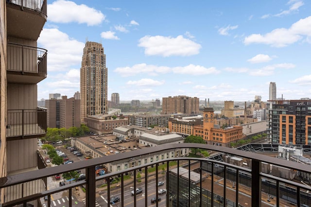 121 Washington Ave S Unit 1508, Minneapolis, MN 55401 - balcony with a city view