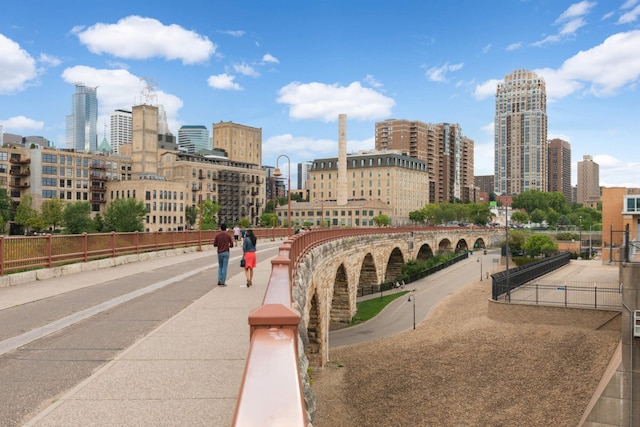 121 Washington Ave S Unit 1508, Minneapolis, MN 55401 - surrounding community featuring a view of skyline