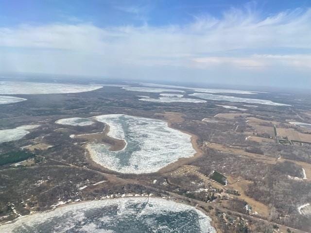 bird's eye view featuring a water view
