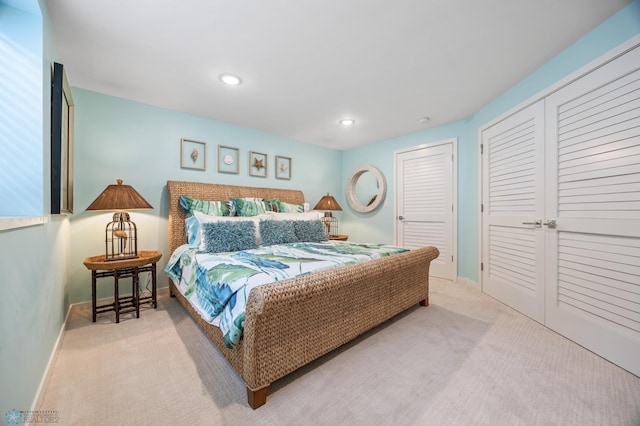 505 Tessa Dr, Moorhead, MN 56560 - bedroom featuring baseboards, carpet flooring, a closet, and recessed lighting