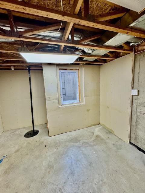 view of unfinished below grade area