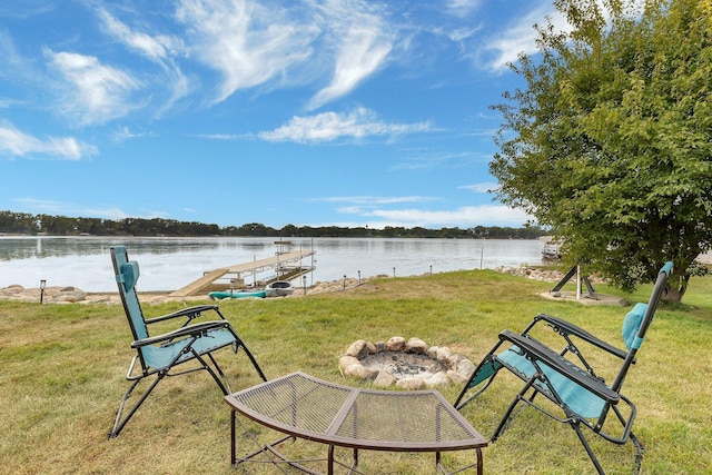 view of yard with a water view