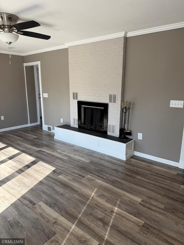 unfurnished living room with visible vents, dark wood-type flooring, and ceiling fan