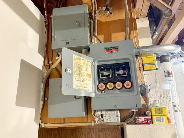 1254 State St, Fairmont, MN 56031 - view of utilities