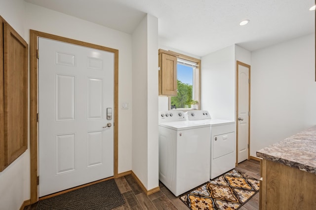 18394 145th Ave, Milaca, MN 56353 - washroom with washer and clothes dryer, dark wood-type flooring, cabinet space, and recessed lighting