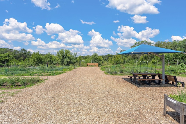 1106 Maplewood Ave SW, Isanti, MN 55040 - view of home's community