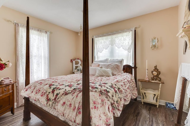 2085 Queens Ave S, Lakeland, MN 55043 - bedroom featuring wood finished floors