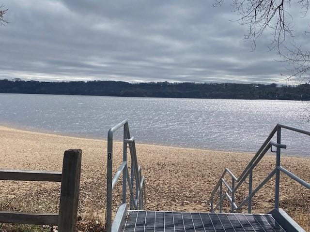 2085 Queens Ave S, Lakeland, MN 55043 - property view of water