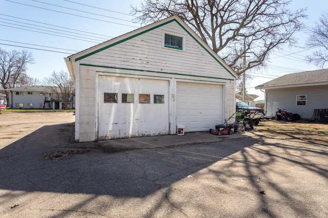 1311 Irving St, Alexandria, MN 56308 - view of detached garage