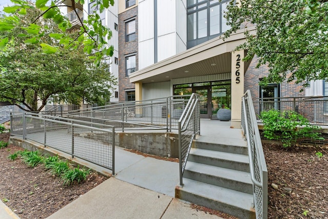 2565 Franklin Ave Unit 109, Saint Paul, MN 55114 - entrance to property featuring brick siding