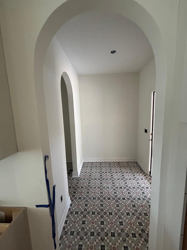 6200 Harkness Alcove S, Cottage Grove, MN 55016 - hall with arched walkways and baseboards