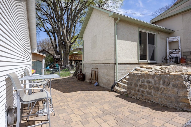 1114 6th St, Mankato, MN 56001 - view of patio / terrace