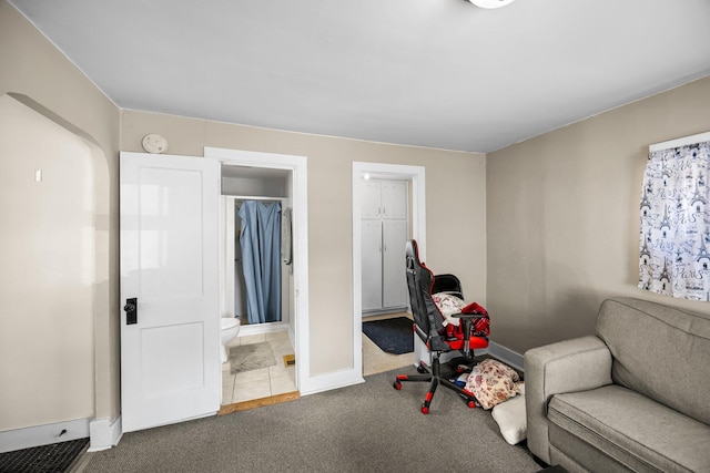1114 6th St, Mankato, MN 56001 - office with carpet floors and baseboards